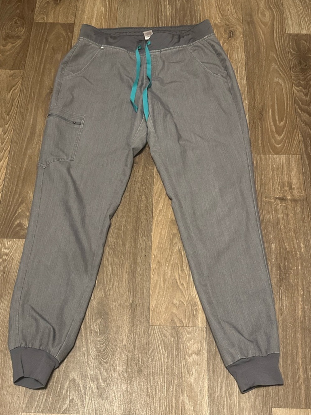 FIGS Zamora Joggers Pants Scrubs GRAPHITE W18SW2005T Technical Series M/T TALL